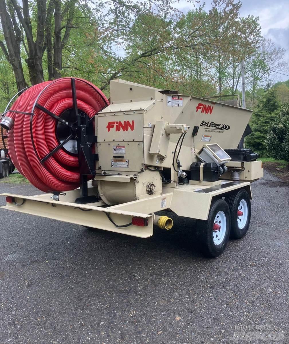 Finn BB302 Tienhoitoautot