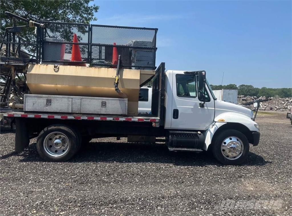 Finn T120 Kääntöpöydät, kuljettimet ja siirtokoneet