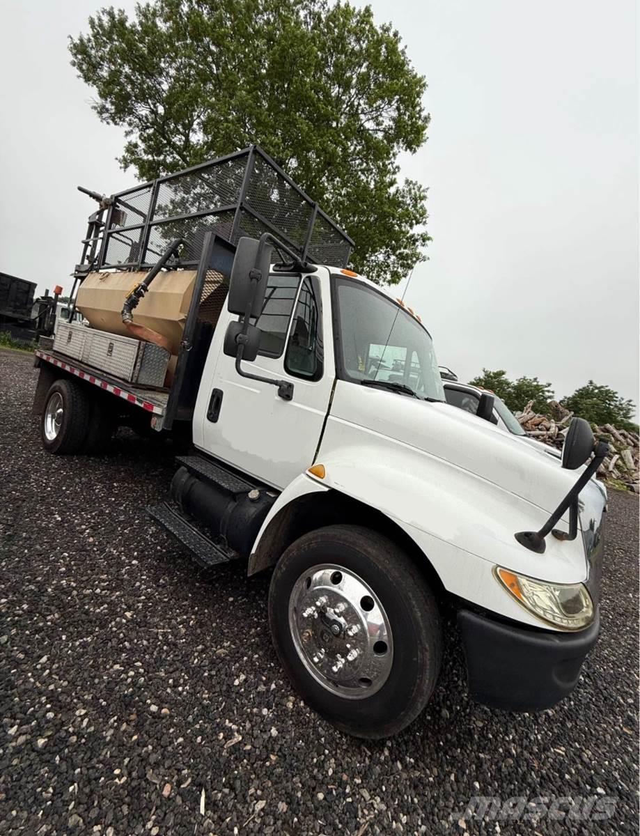 Finn T120 Kääntöpöydät, kuljettimet ja siirtokoneet