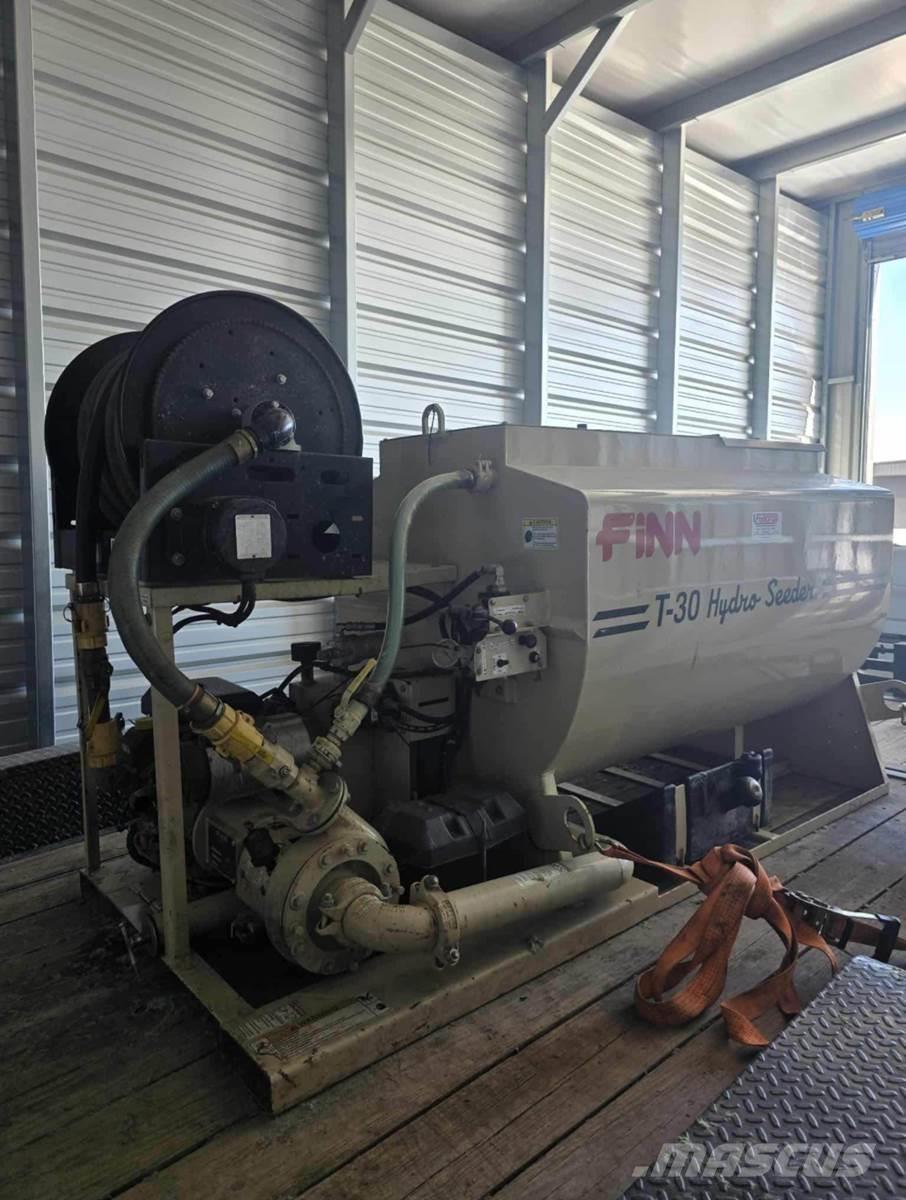 Finn T30 Kääntöpöydät, kuljettimet ja siirtokoneet