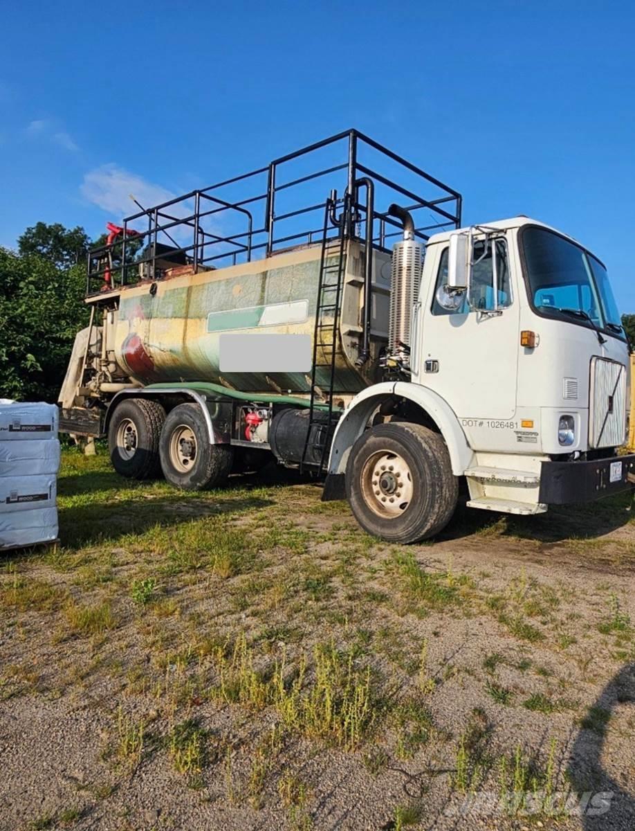 Finn T330 Kääntöpöydät, kuljettimet ja siirtokoneet