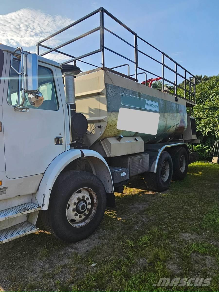 Finn T330 Kääntöpöydät, kuljettimet ja siirtokoneet