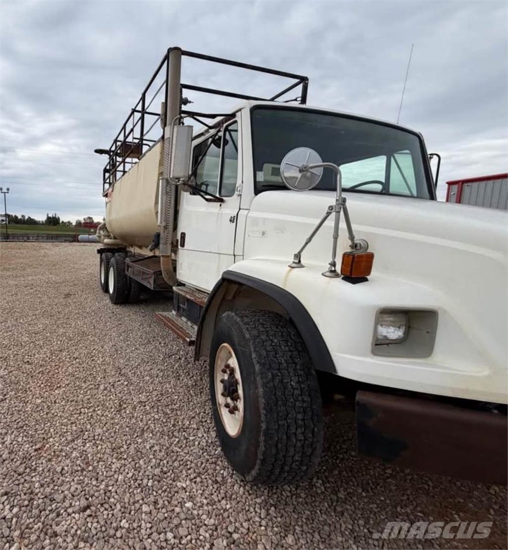 Finn T330 Kääntöpöydät, kuljettimet ja siirtokoneet