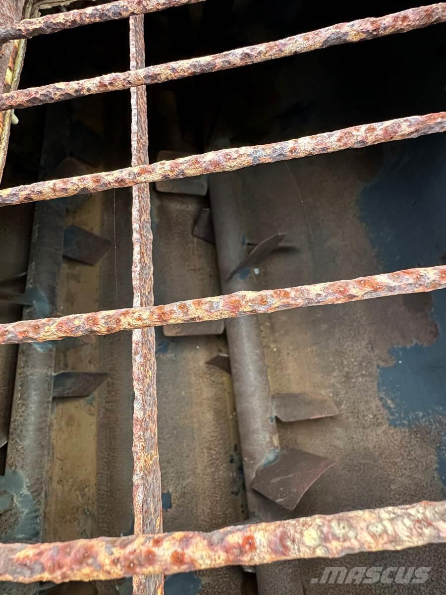 Finn T330 Kääntöpöydät, kuljettimet ja siirtokoneet