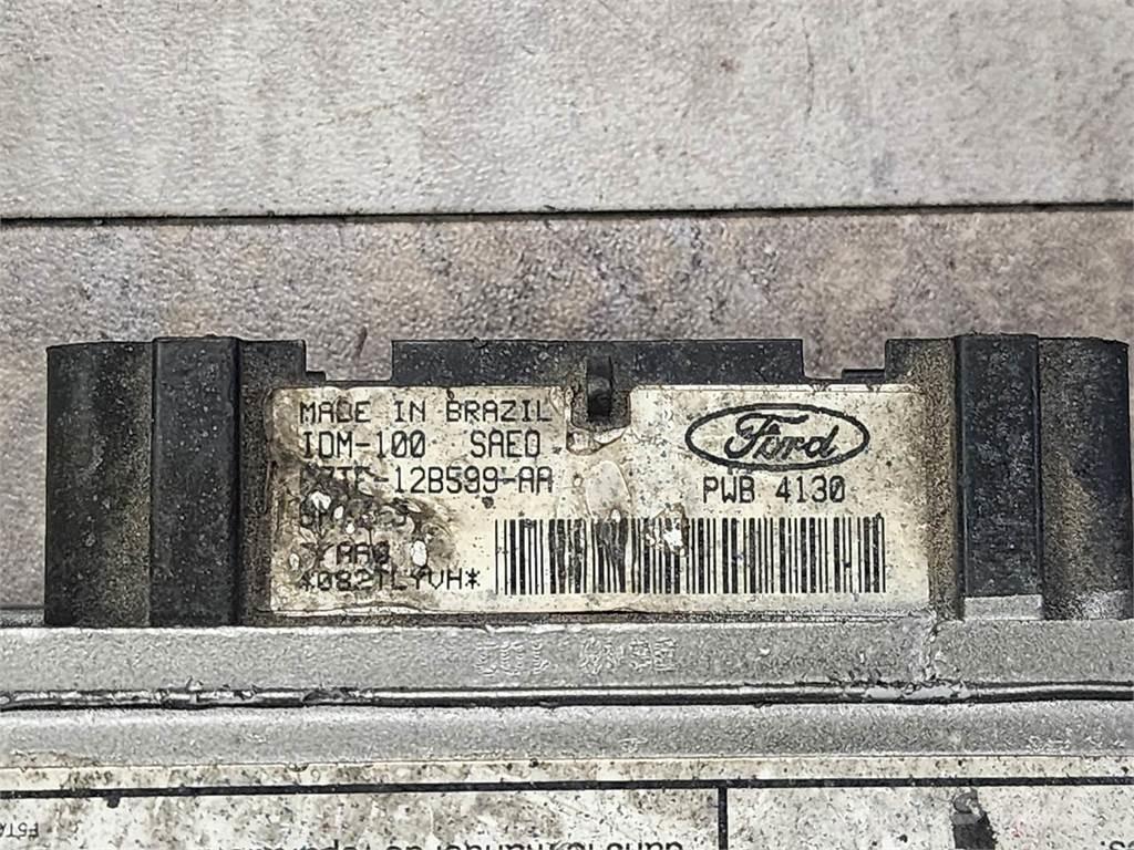 Ford 7.3 Sähkö ja elektroniikka