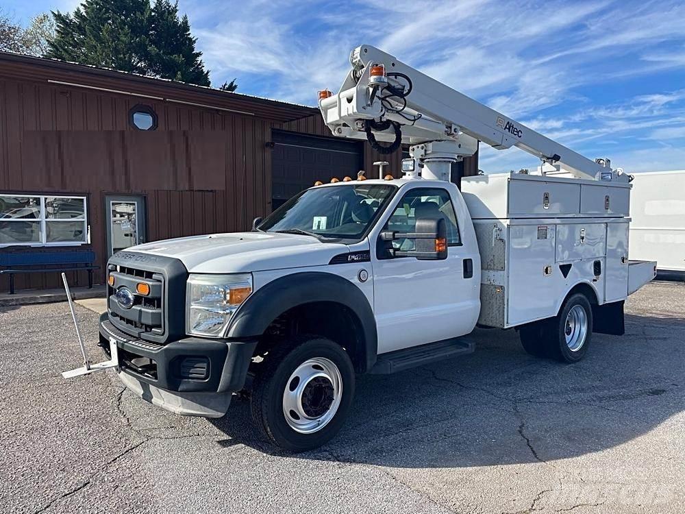 Ford F-450 Nostolava-autot