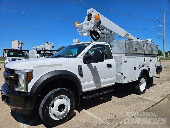 Ford F-450 Nostolava-autot