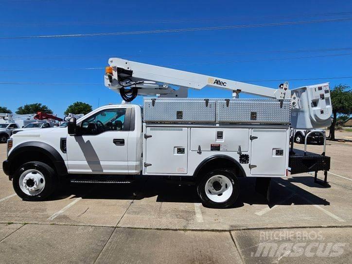 Ford F-450 Nostolava-autot