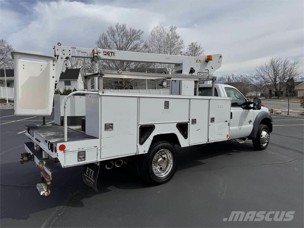 Ford F-450 Nostolava-autot