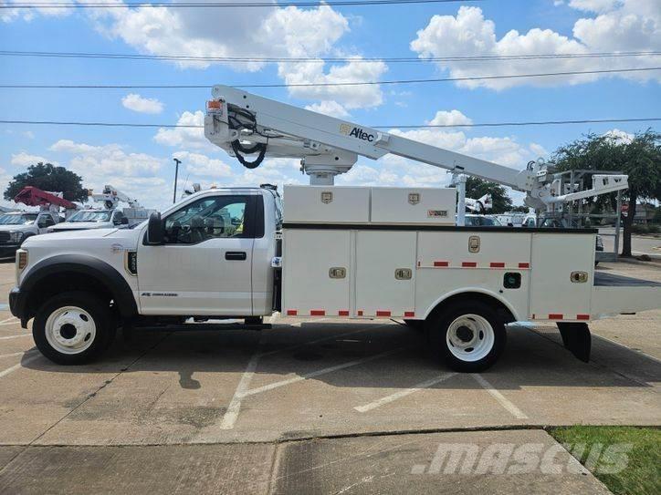 Ford F-450 Nostolava-autot