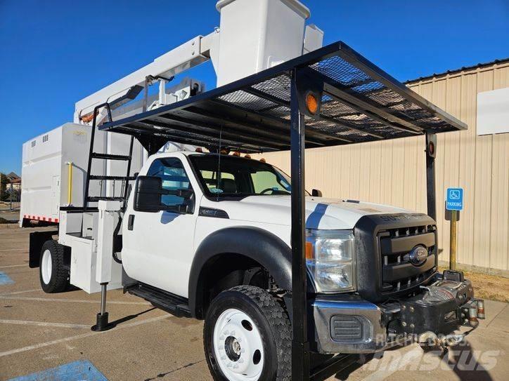 Ford F-550 Nostolava-autot