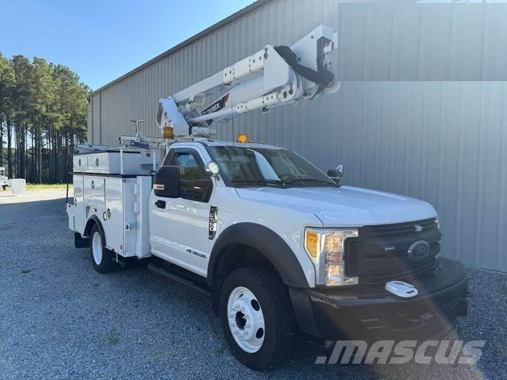 Ford F-550 Nostolava-autot