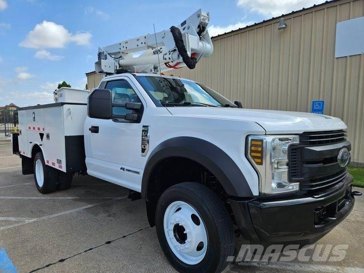 Ford F-550 Nostolava-autot