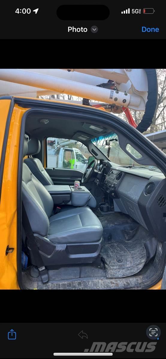 Ford F-550 Nostolava-autot