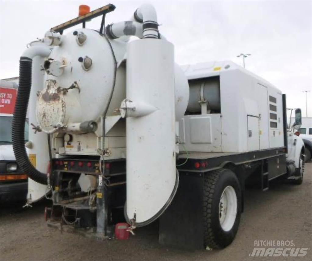 Ford F-650 Paine-/imuautot