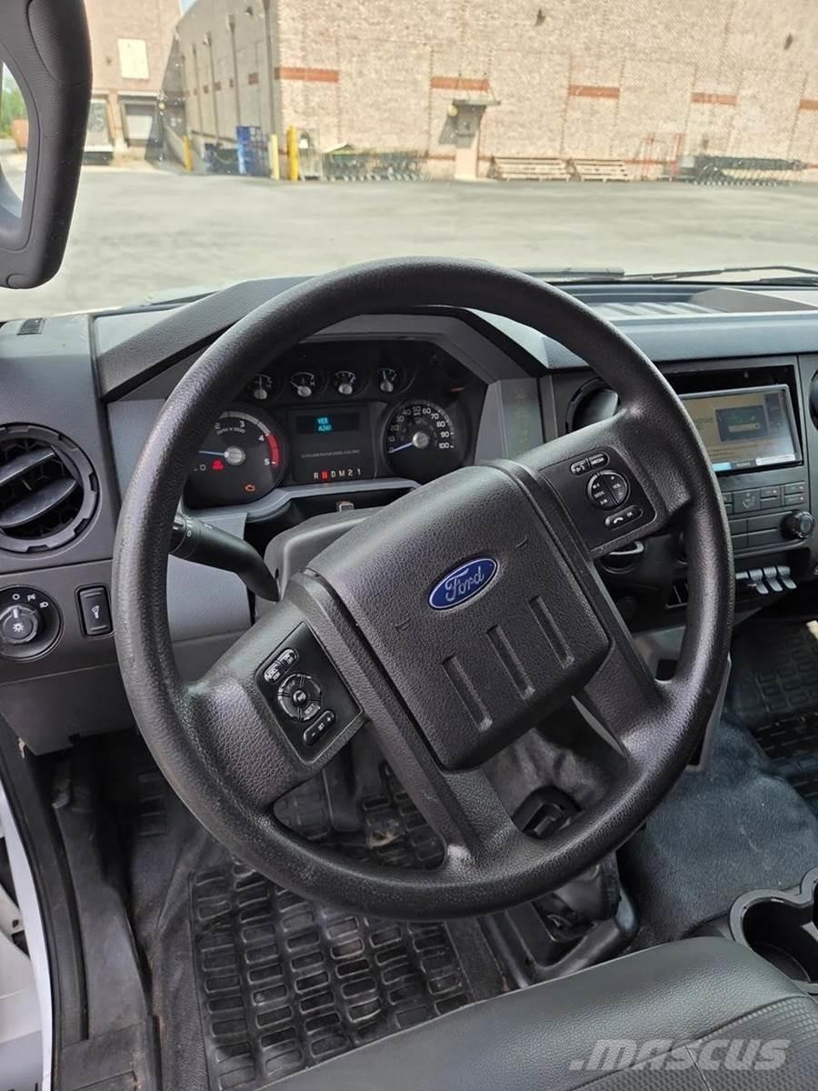 Ford F-650 Umpikorikuorma-autot
