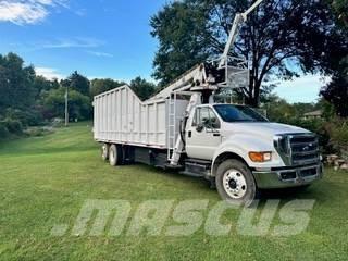 Ford F-750 Nosturiautot