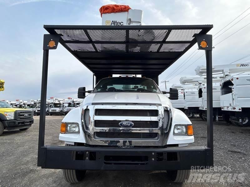 Ford F-750 Nostolava-autot