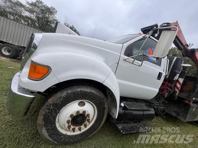 Ford F-750 Muut kuorma-autot