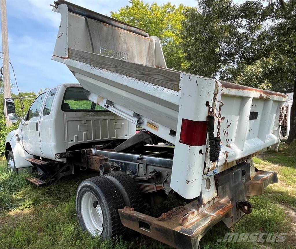 Ford F-750 Sora- ja kippiautot