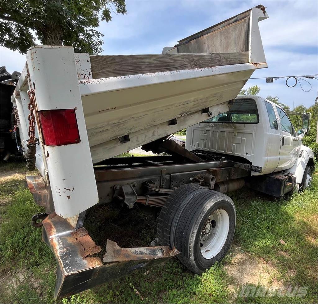 Ford F-750 Sora- ja kippiautot