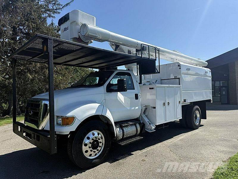 Ford F-750 Nostolava-autot