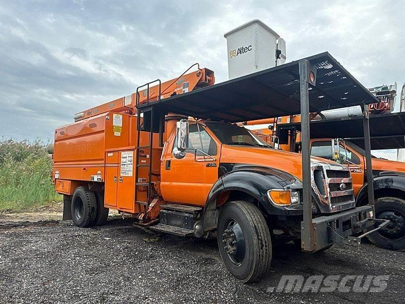 Ford F-750 Nostolava-autot