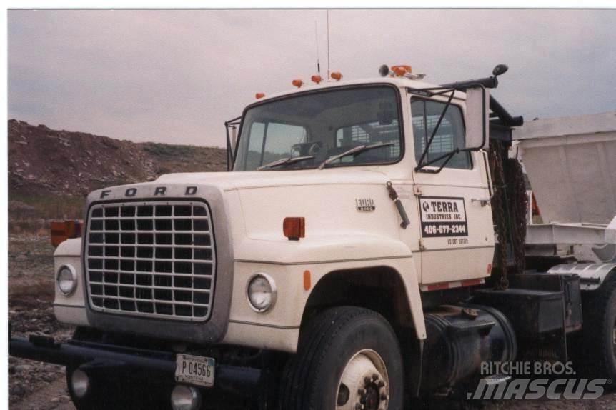 Ford LT9000 Lava / vinssi kuorma-autot