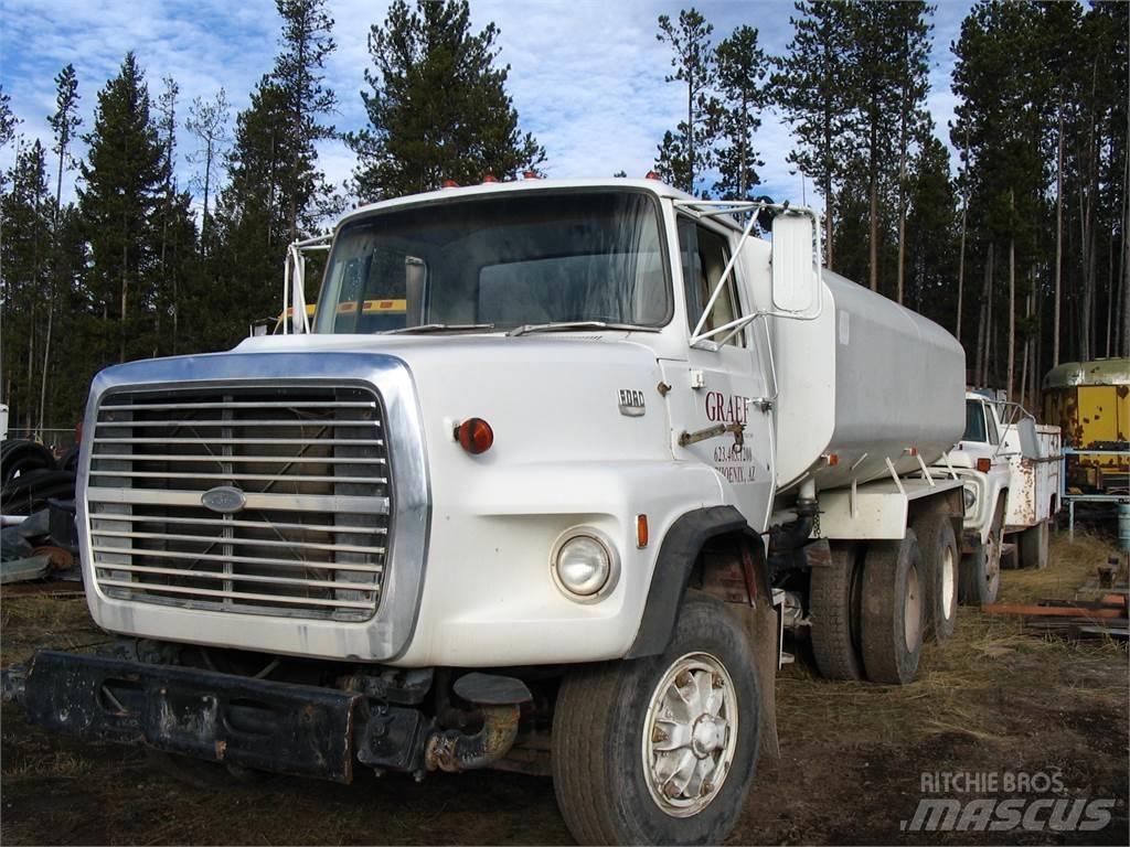 Ford LTS8000 Säiliöautot