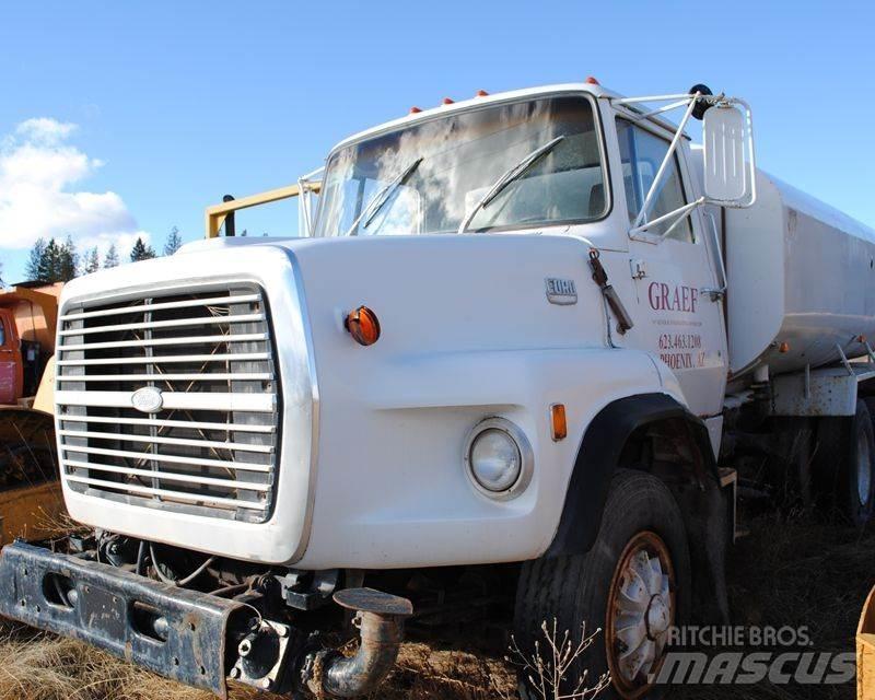 Ford LTS8000 Säiliöautot