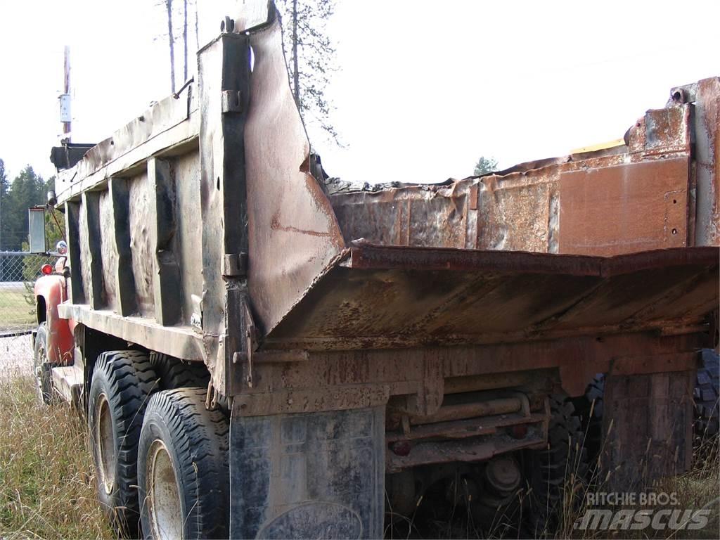 Ford T850 Sora- ja kippiautot