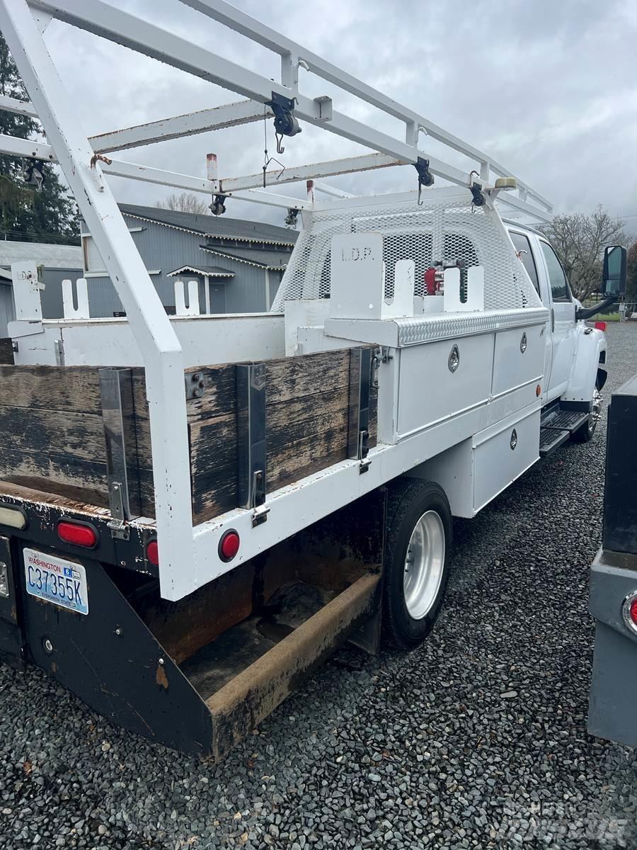 GMC 4500 Tienhoitoautot