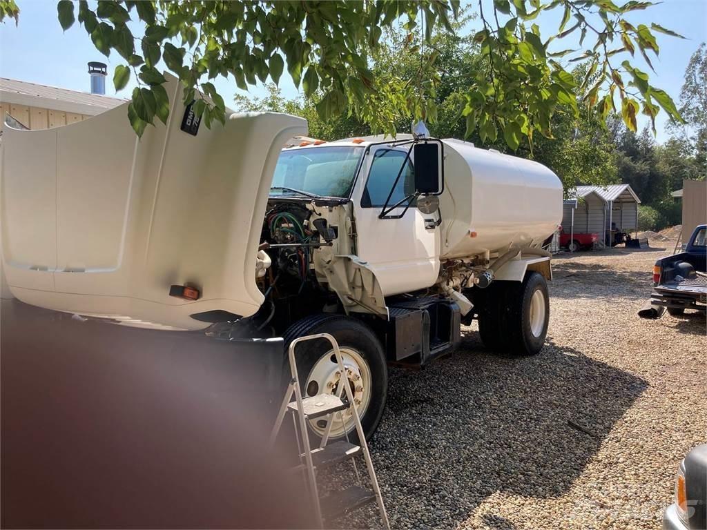 GMC 7500 Säiliöautot