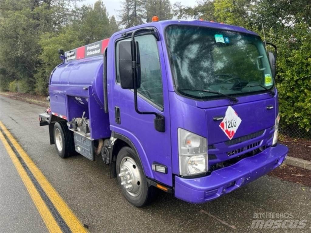 Isuzu NPR Säiliöautot