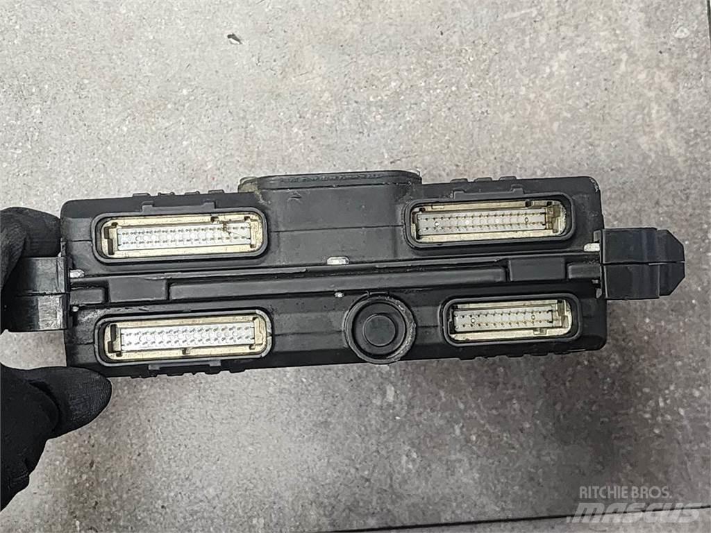 Isuzu NPR Sähkö ja elektroniikka
