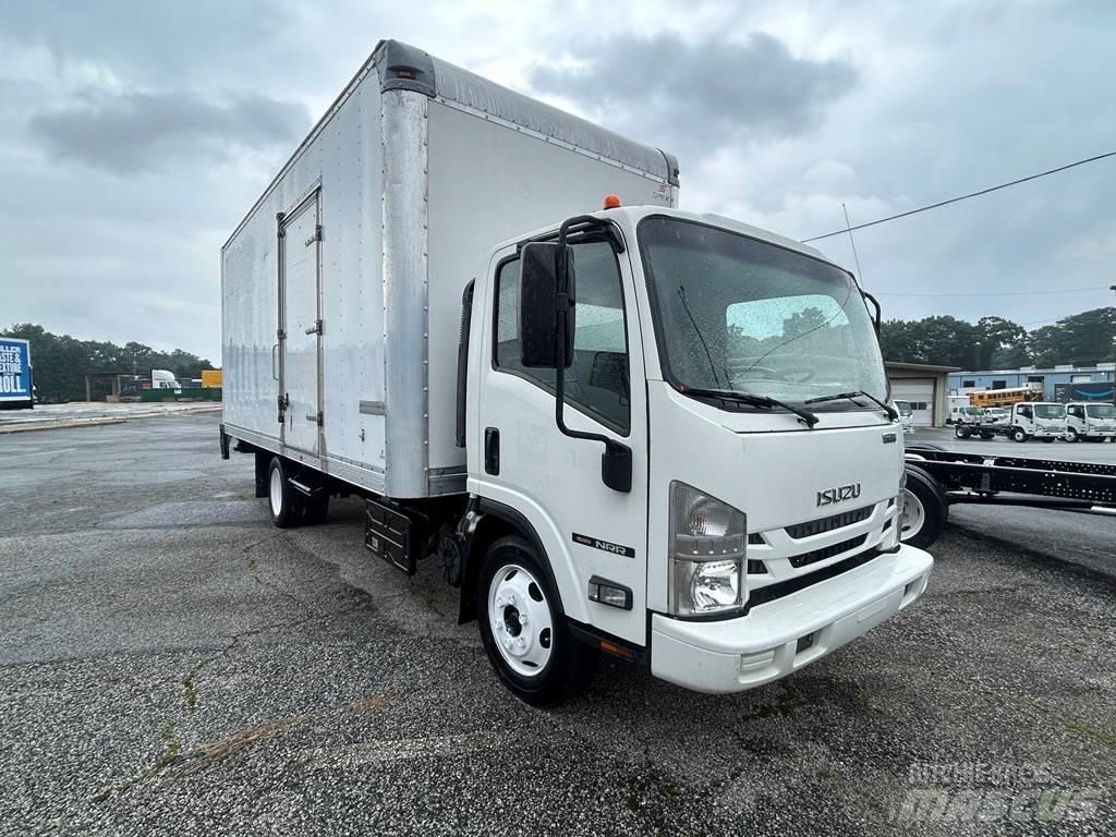 Isuzu NRR Vetopöytäautot