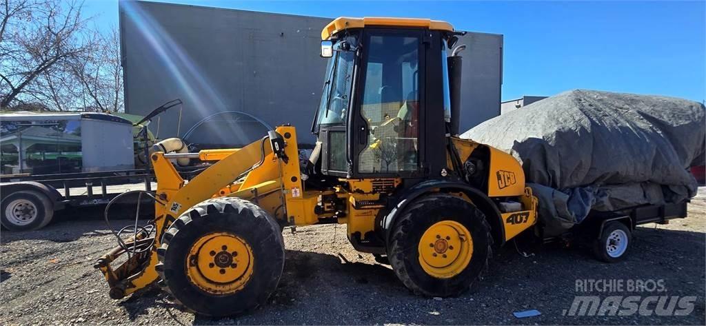 JCB 407 Pyöräkuormaajat