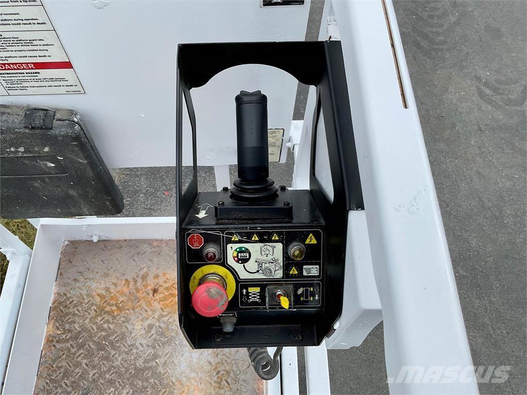 JLG 1932RS Saksilavat