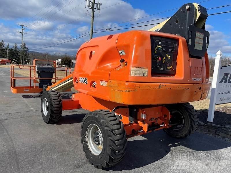 JLG 400S Teleskooppipuominostimet