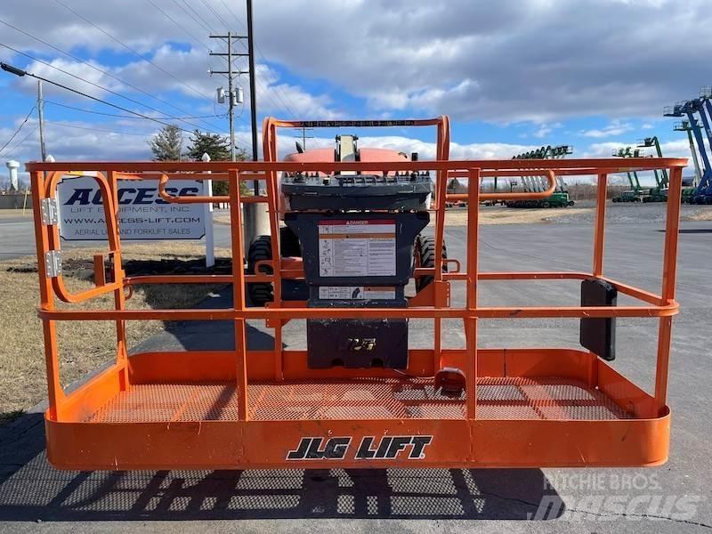 JLG 400S Teleskooppipuominostimet