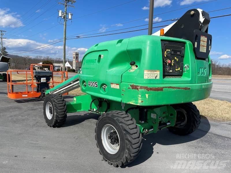 JLG 400S Teleskooppipuominostimet