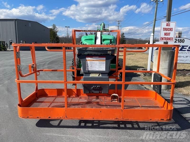 JLG 400S Teleskooppipuominostimet