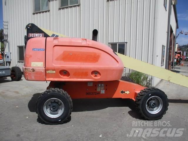 JLG 400S Teleskooppipuominostimet