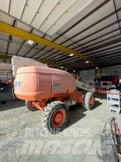 JLG 600S Teleskooppipuominostimet