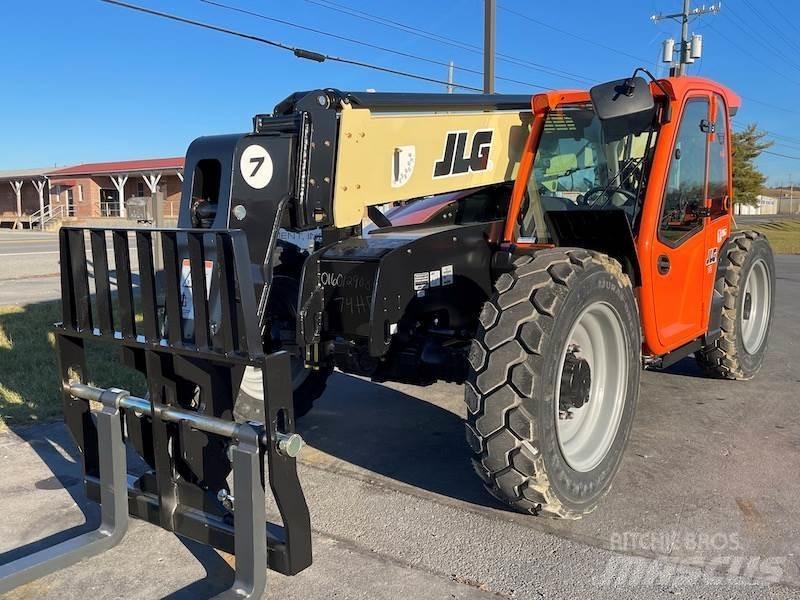JLG 742 Kurottajat