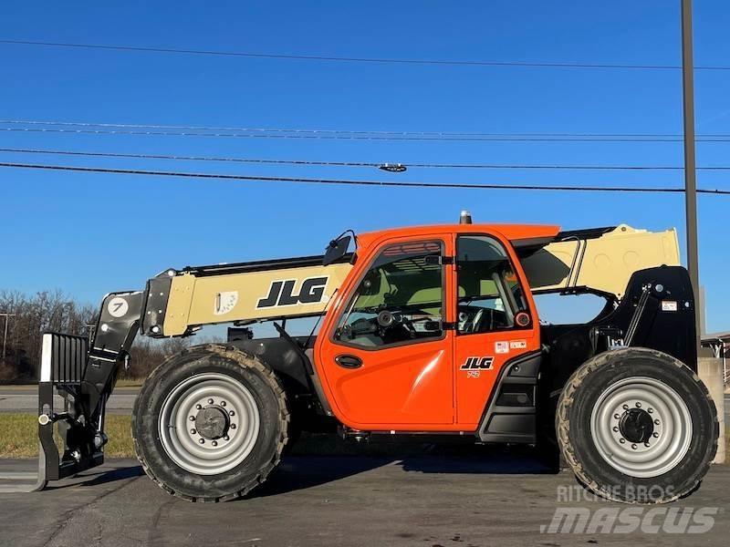 JLG 742 Kurottajat