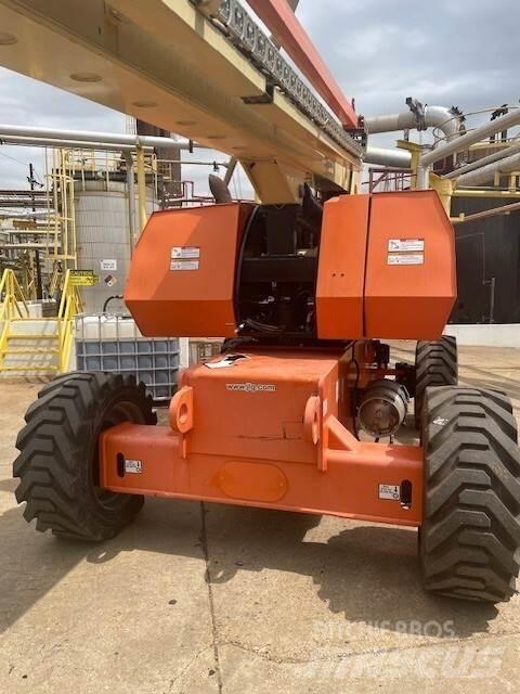 JLG 860SJ Kuukulkijat