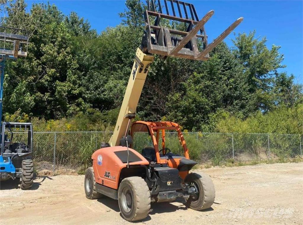 JLG G5-18A Kurottajat