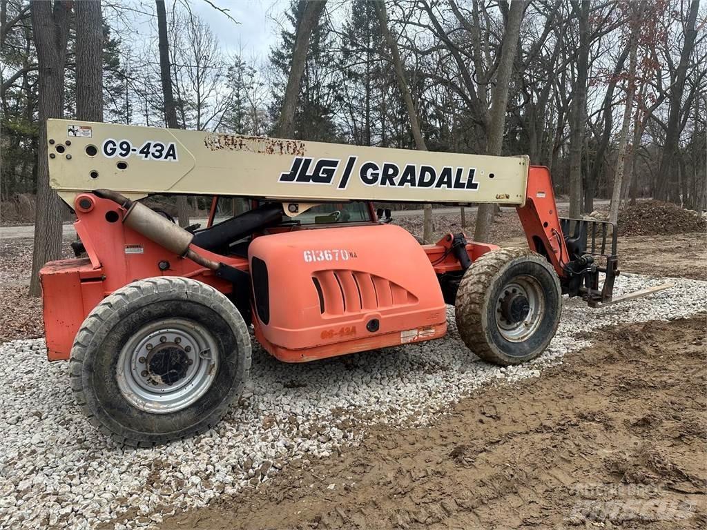 JLG G9-43A Kurottajat