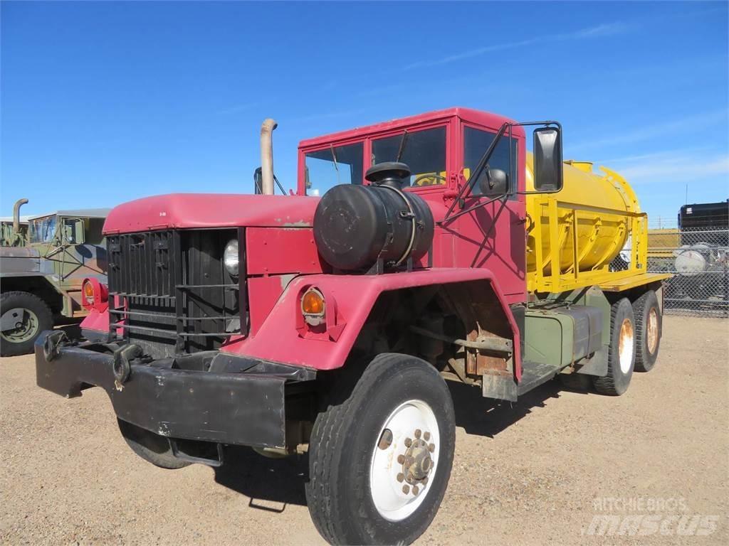 Kaiser 6X6 Paloautot